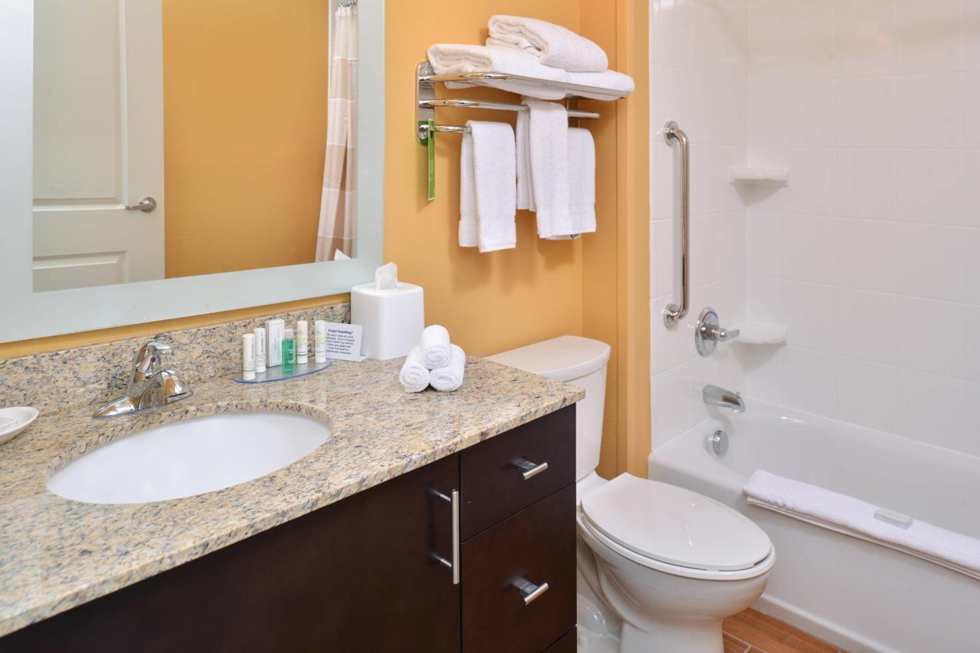 Towneplace Suites By Marriott Detroit Commerce Commerce Township Экстерьер фото