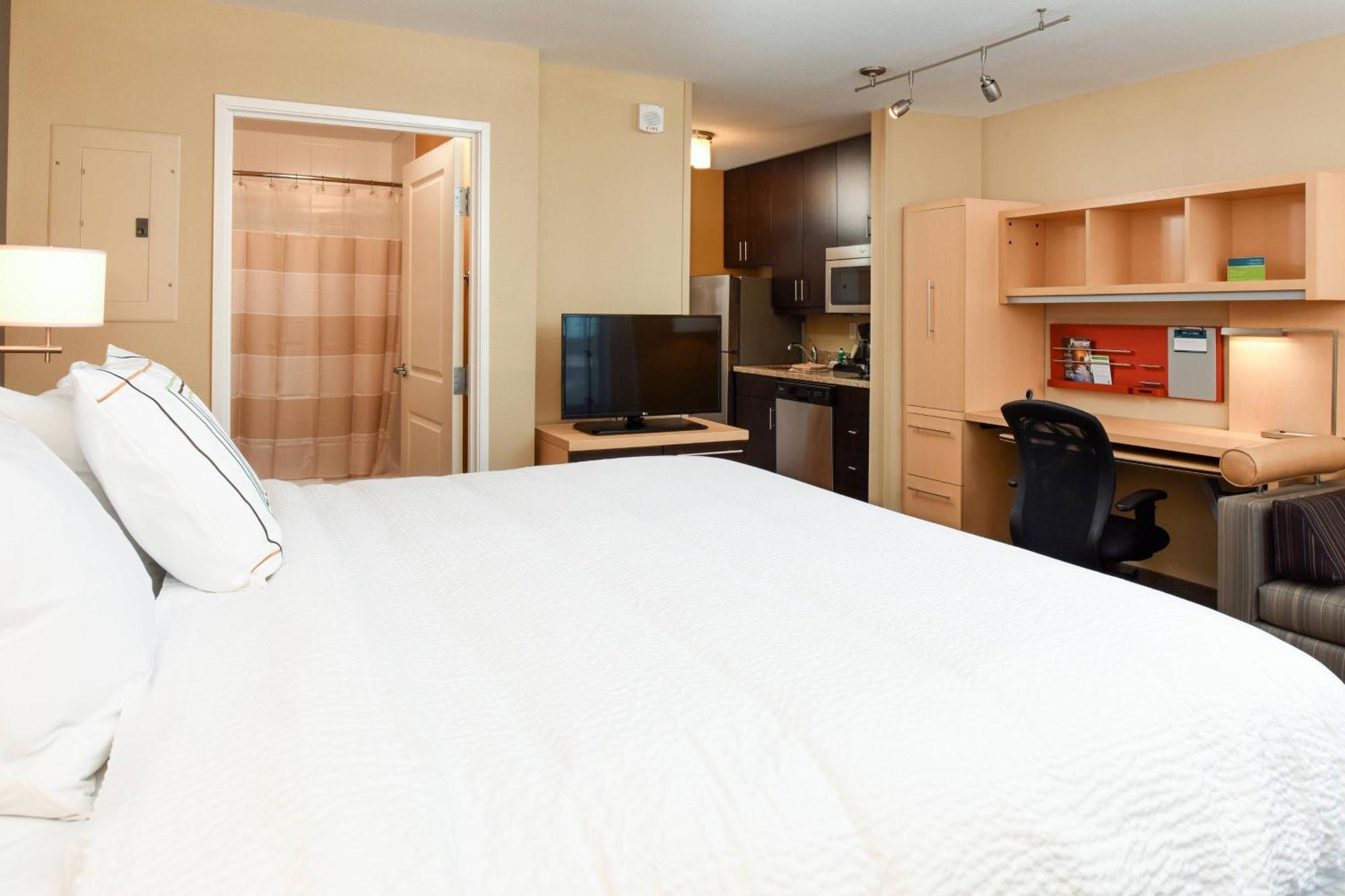 Towneplace Suites By Marriott Detroit Commerce Commerce Township Экстерьер фото
