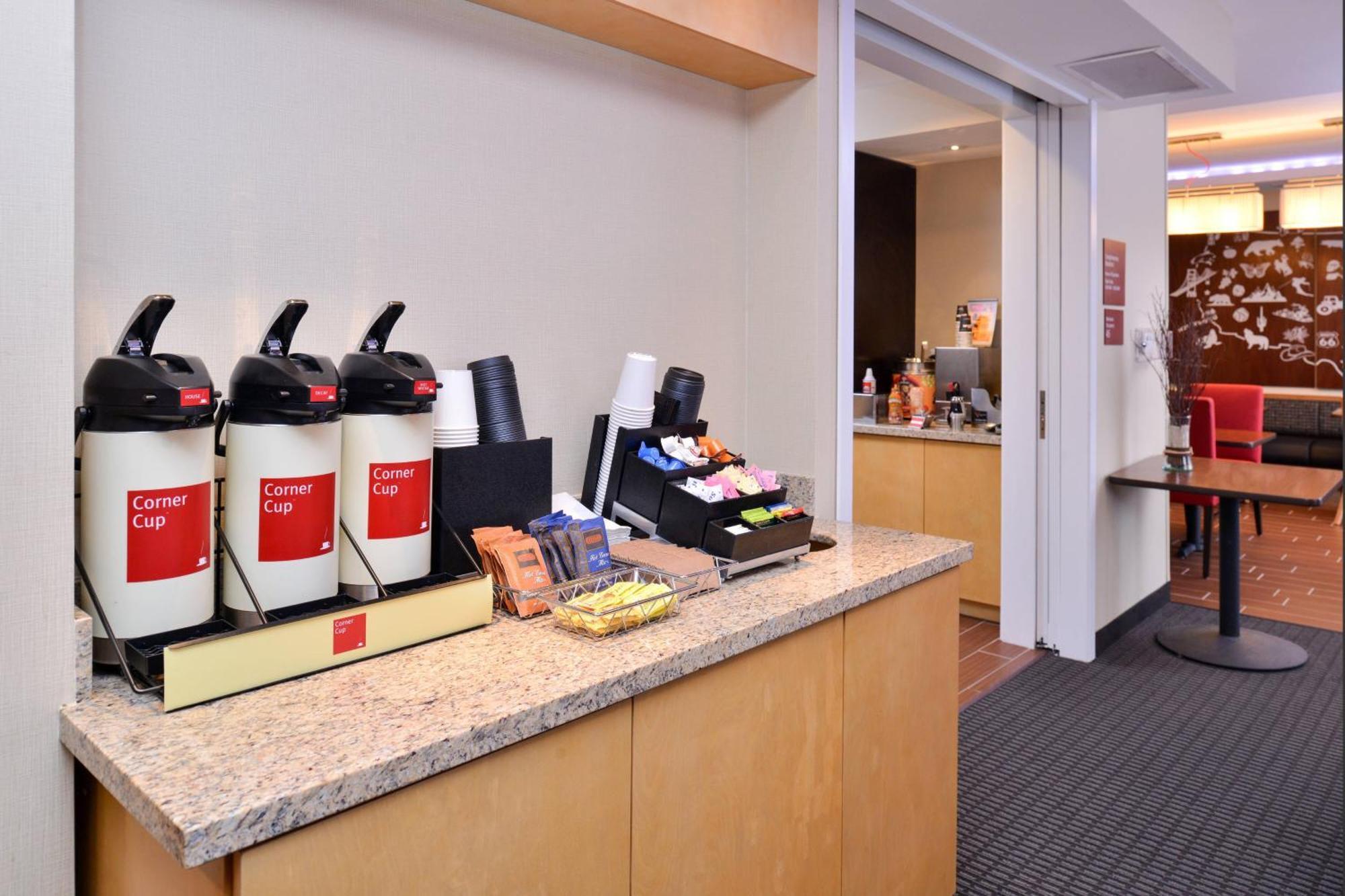 Towneplace Suites By Marriott Detroit Commerce Commerce Township Экстерьер фото