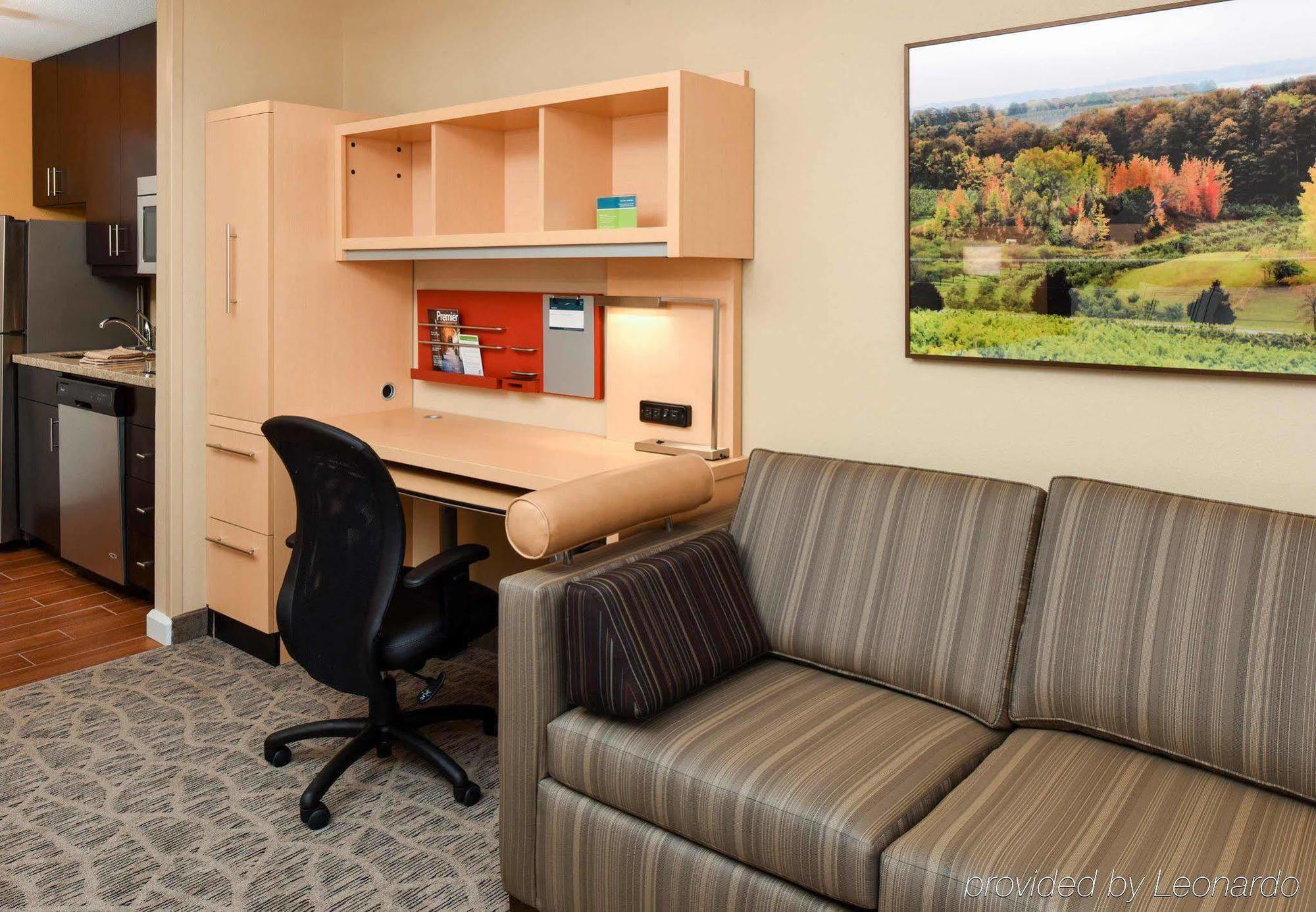 Towneplace Suites By Marriott Detroit Commerce Commerce Township Экстерьер фото