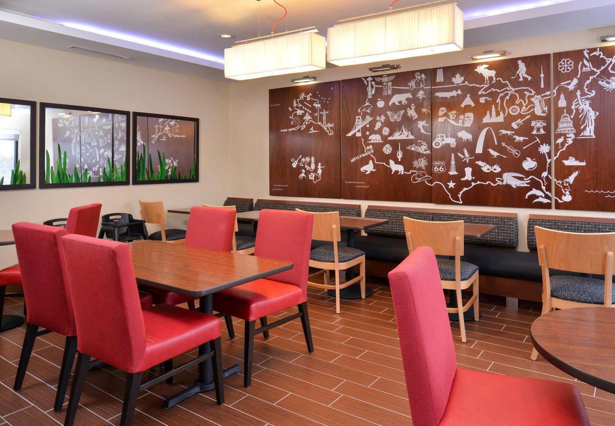 Towneplace Suites By Marriott Detroit Commerce Commerce Township Экстерьер фото